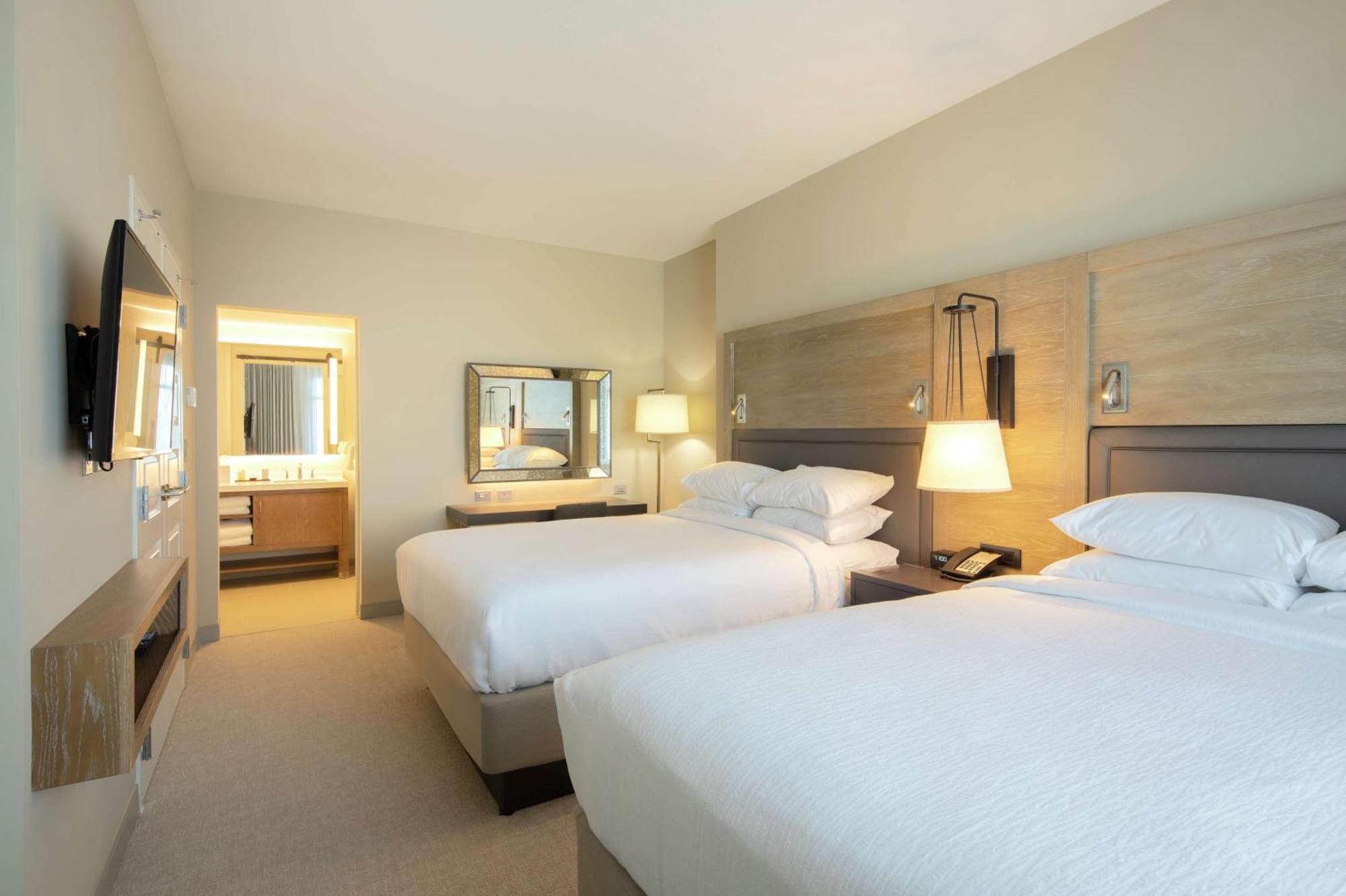 Embassy Suites St Augustine Beach Oceanfront Resort Сейнт-Огастін Екстер'єр фото